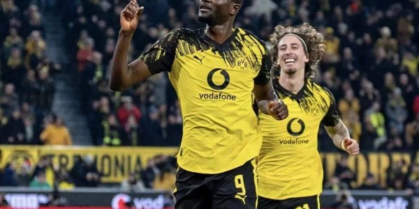 德甲冠军悬念再起，多特缩小与拜仁分差